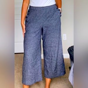 Banana Republic Blue speckled wide leg trousers.